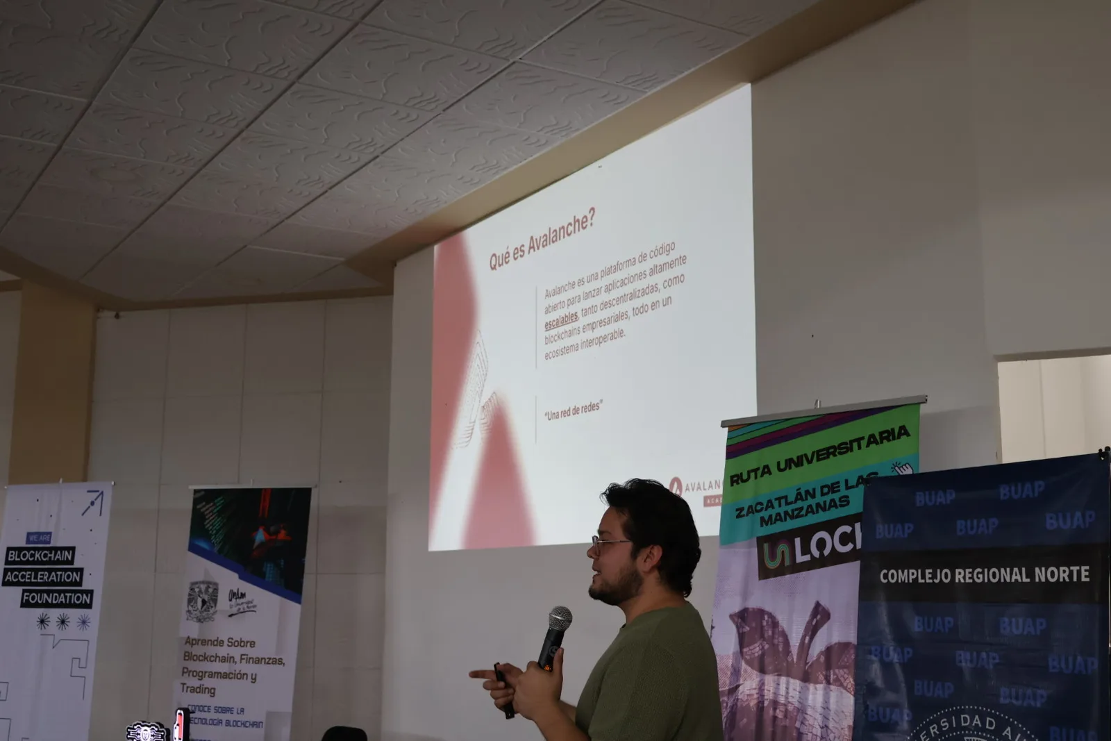 Ruta Universitaria 2026 — momento 18