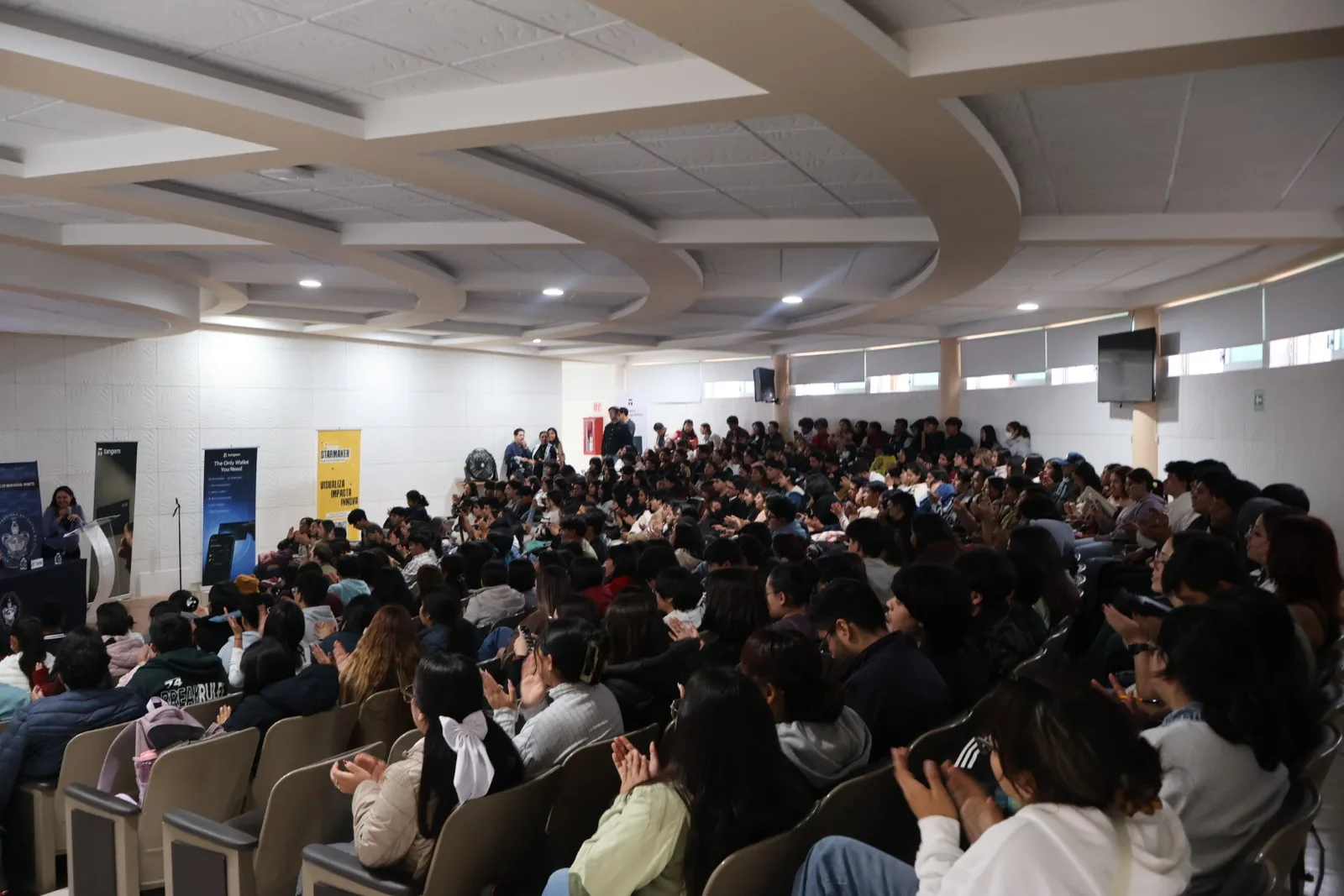 Ruta Universitaria 2026 — momento 50