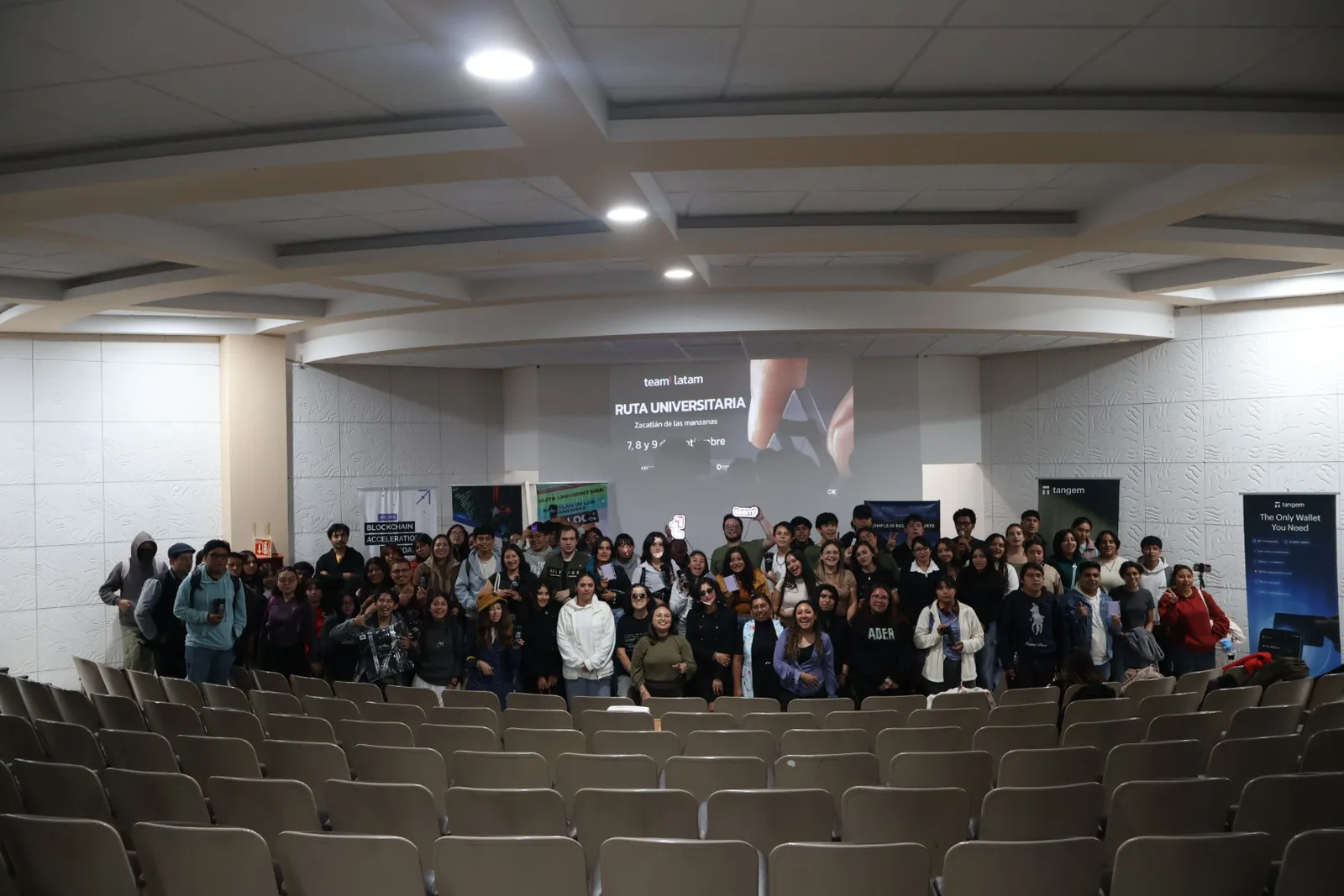 Ruta Universitaria 2026 — momento 71