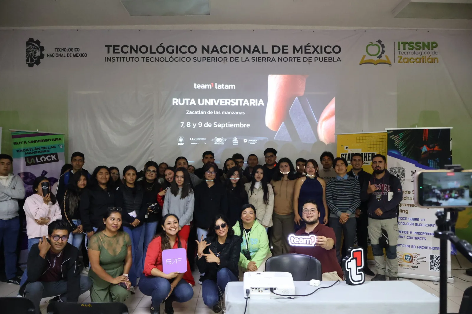 Ruta Universitaria 2026 — momento 87