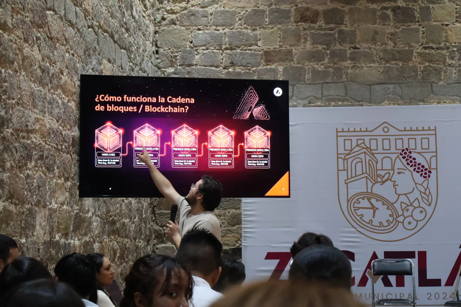Ruta Universitaria 2026 — momento 98